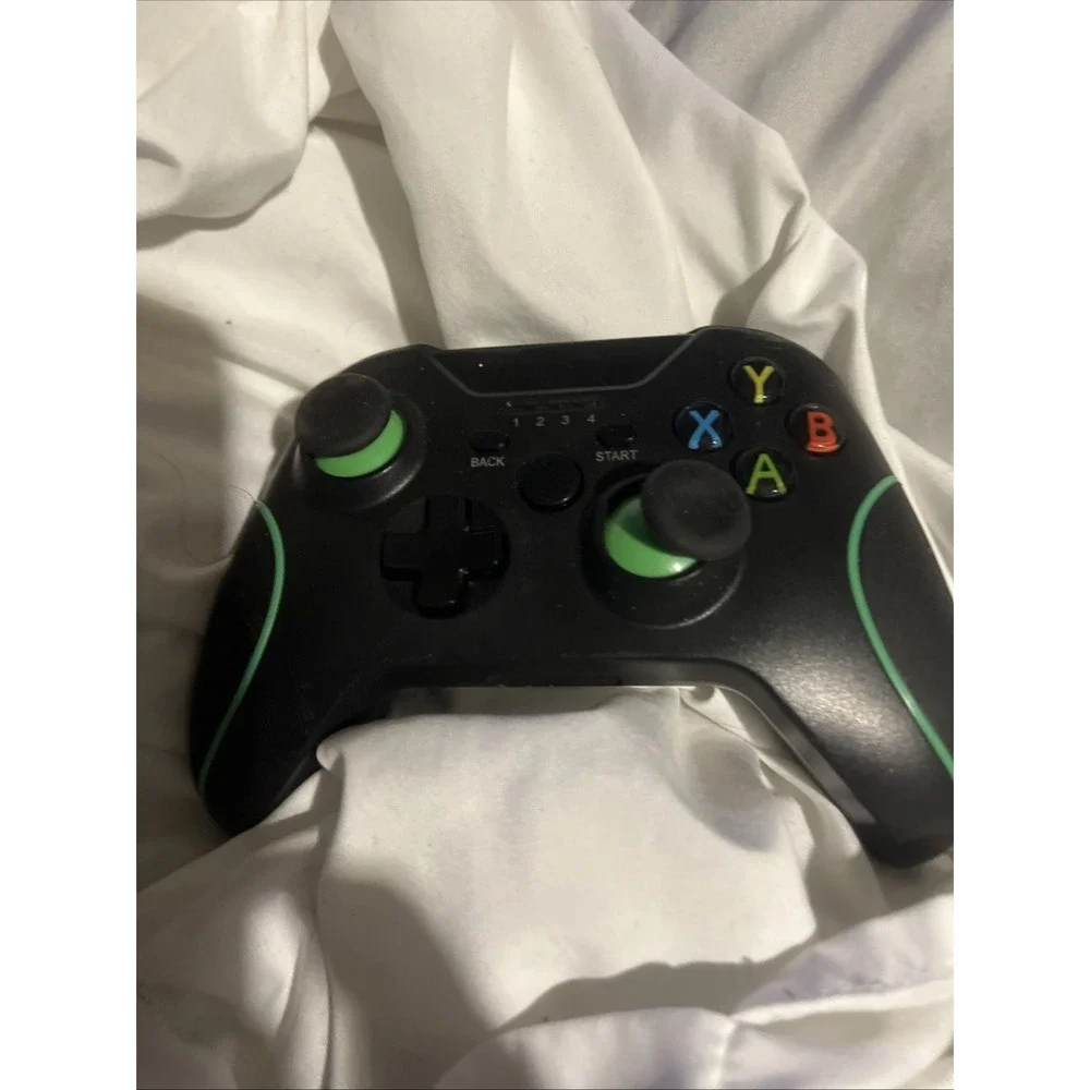 Genuine Microsoft Xbox One Wireless Controller Model Hsy-022 Black (Untested) - Picture 2 of 5